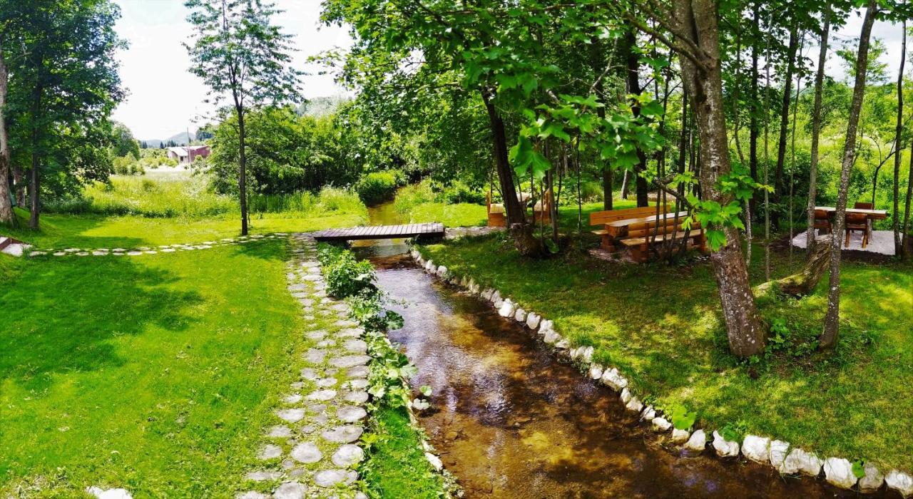 Отель Plitvice Streaming Prijeboj Экстерьер фото